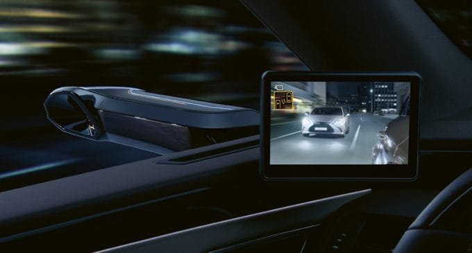 Lexus ES Dijital Ayna 4 680x365 c